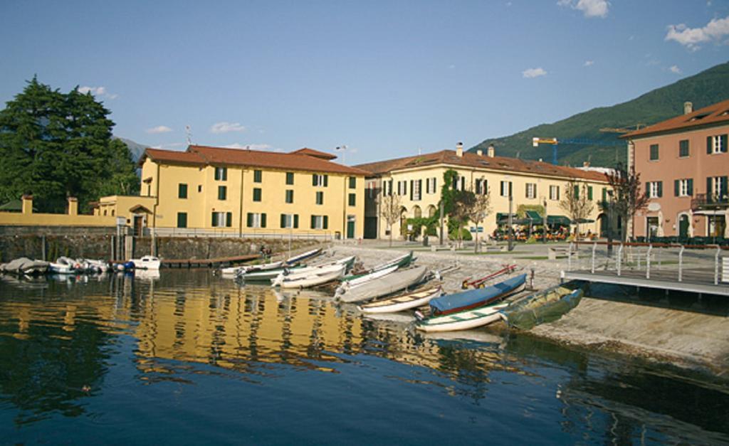 Bella Piazza Appartement Colico Kamer foto